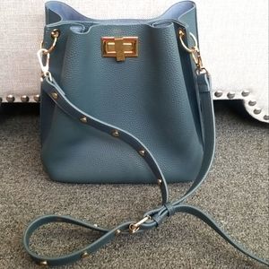 Lulus crossbody tote bag